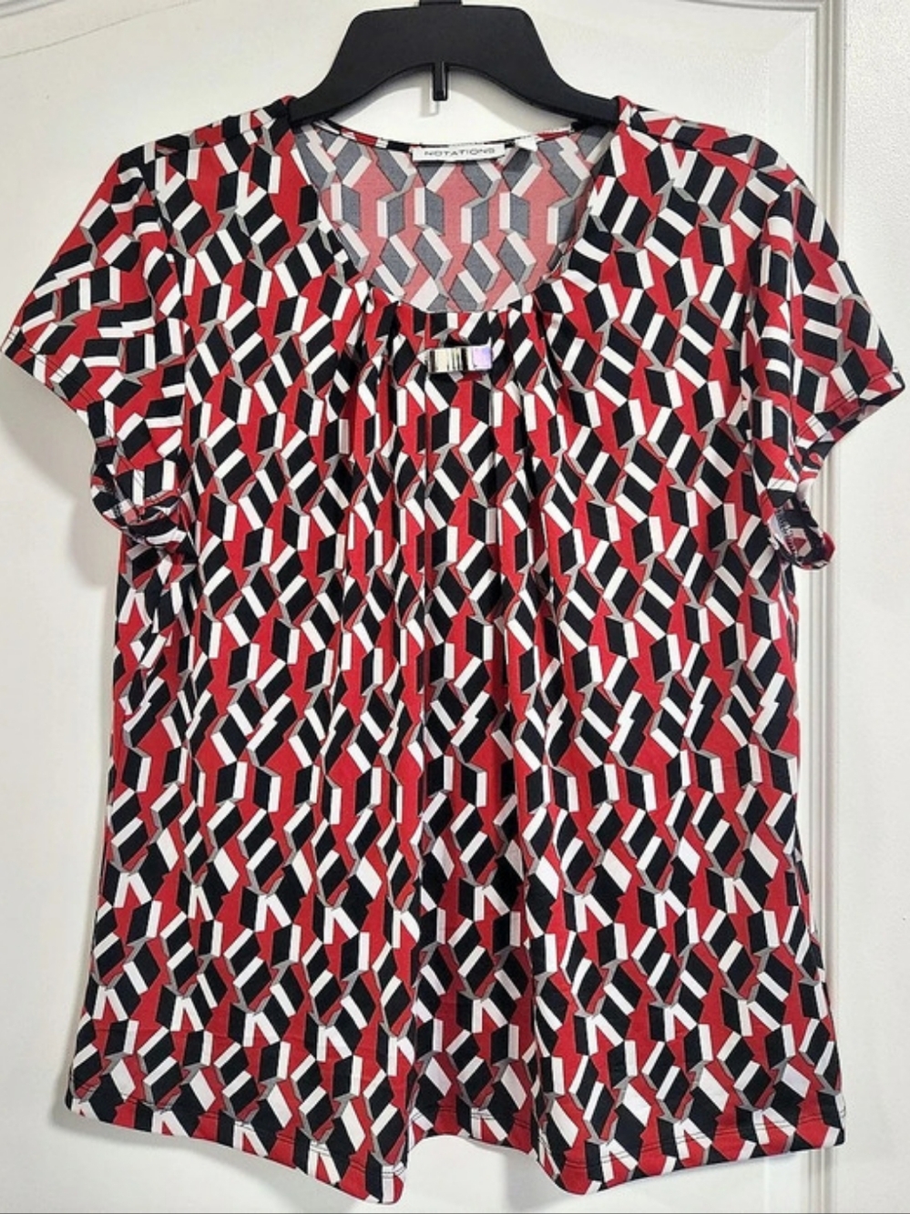 Notations Geometric Short Sleeve Blouse in Red & Black Size Large